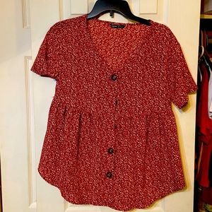 Red short sleeve blouse